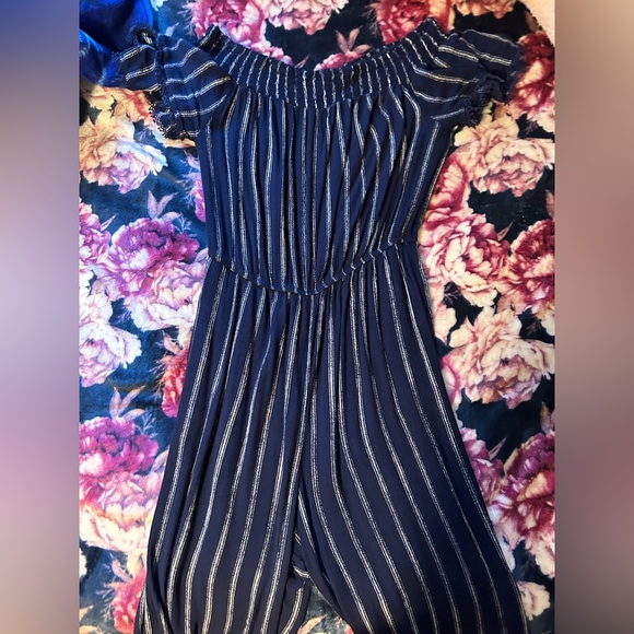 A blue and white striped jumper💙🤍 - Picture 1 of 6